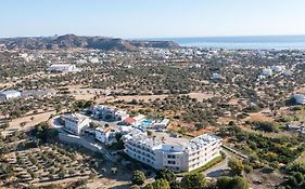 Hillside Studios & Apartments